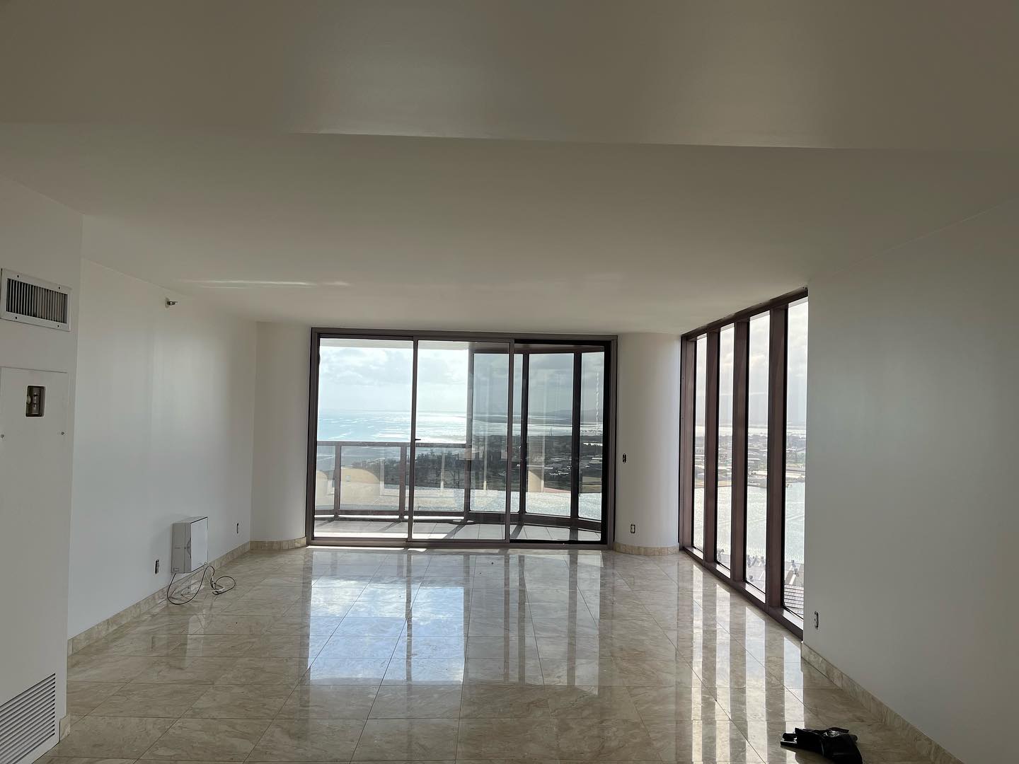 Expert Interior House Painting Services in Maui